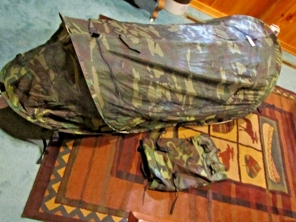 NWT Iguana Bed Net System M81 Woodland Camo Bug Net Pop Up Tent