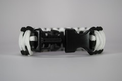 550 Paracord Survival Bracelet King Cobra Black/White «Made in the USA»