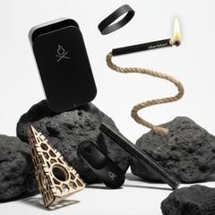 Ü | FIREKIT Survival Fire Starter Kit – All-in-One Ferro Rod, Striker, Tinder