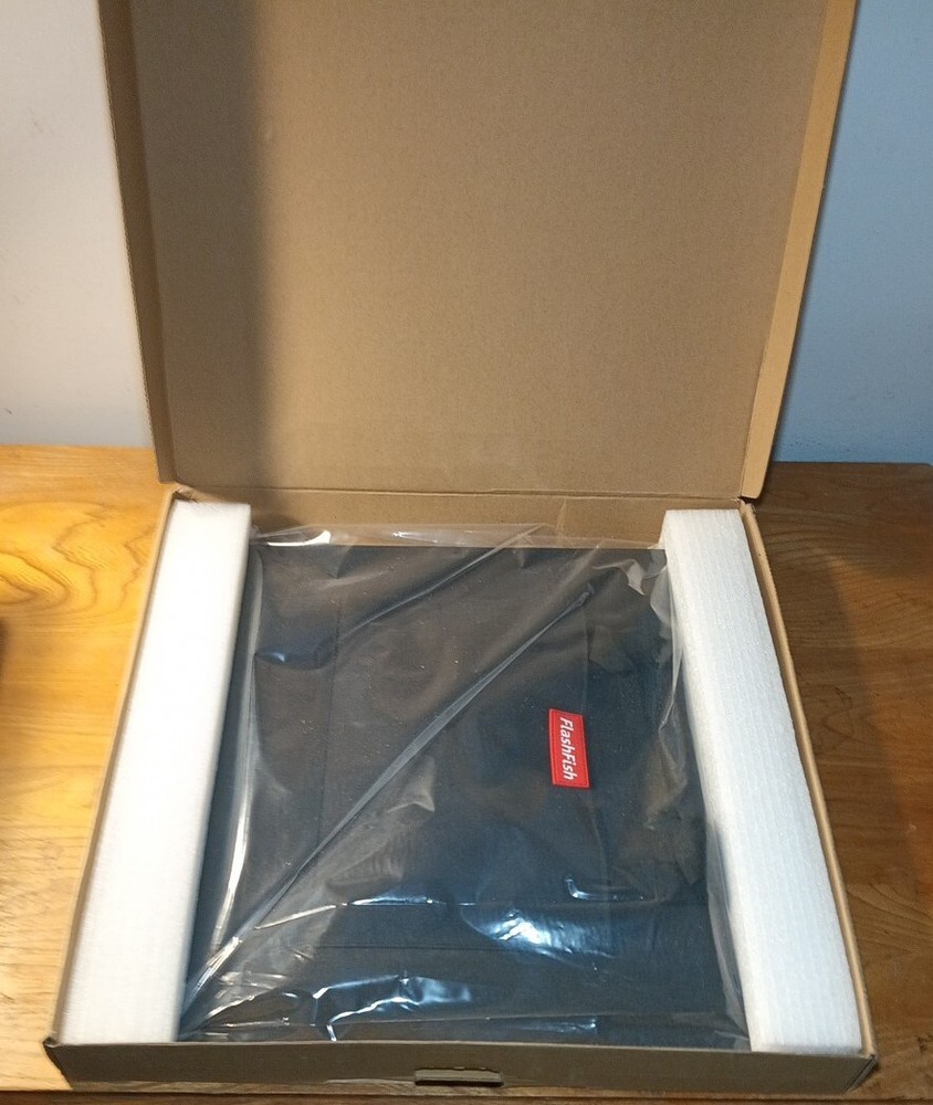 Flashfish 50W 18V Portable Solar Panel NIB