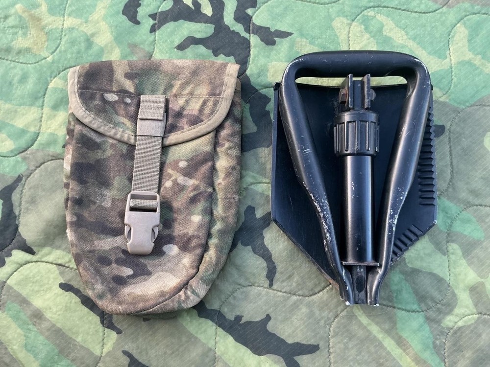 2007 Army Military Surplus Entrenching E Tool Shovel & Multicam Pouch Carrier GI