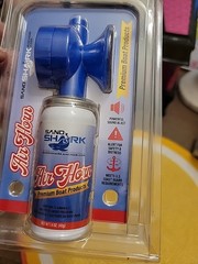 SandShark Premium Air Horn Handheld Canister-Very Loud 1.4 oz