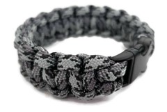 Paracord Bracelet 550 Black Tactical 3/8″ Buckle (Titanium) Hand Made
