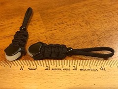 (6-Pack) 3.5″ BLACK GLOW-IN-THE-DARK 550 Paracord Zipper Pull Extenders Key Fob