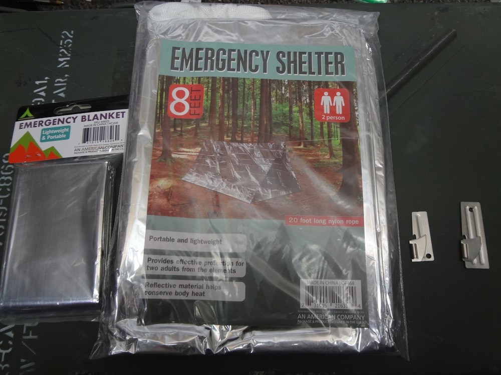 Emergency Blanket Mylar, Shelter P-38 & P-51 Survival BOB Bug Out Kit Hurricane