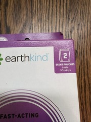 NEW Earth Kind Stay Away SPIDER Repellant Pouches Botanical 2 TOTAL Pouches