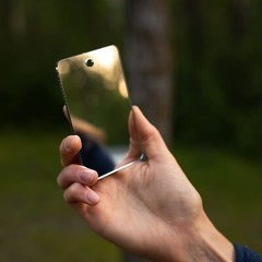 Coghlan’s Featherweight Mirror