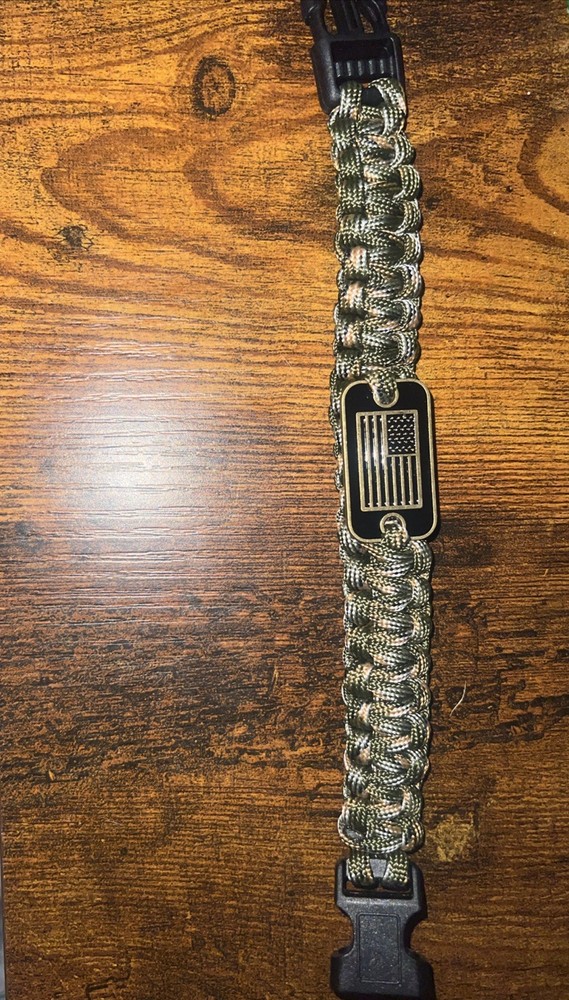 Camouflage Paracord Survival Rope Bracelet, USA, 9” Total Length, New