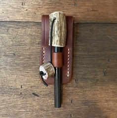 1 Deer Antler Handled Ferro Rod/Fire Starter .8 cm X 8 cm Rod with Sheath