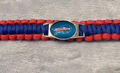 Buffalo Bills Paracord Survival Bracelet 9 Inch Alloy Closure