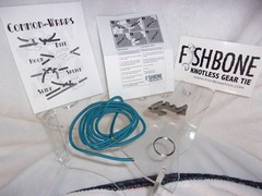 Fish Bone Knotless Rope Tie – Piranha – SEALED NEW IN PACKAGE teal