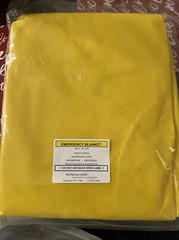 Emergency Blanket Disposable Size 60″x90″ Yellow