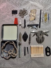 Survival Kit/ Pocket Survival Knife/mini Survival Kit/Vintage Survival Kit