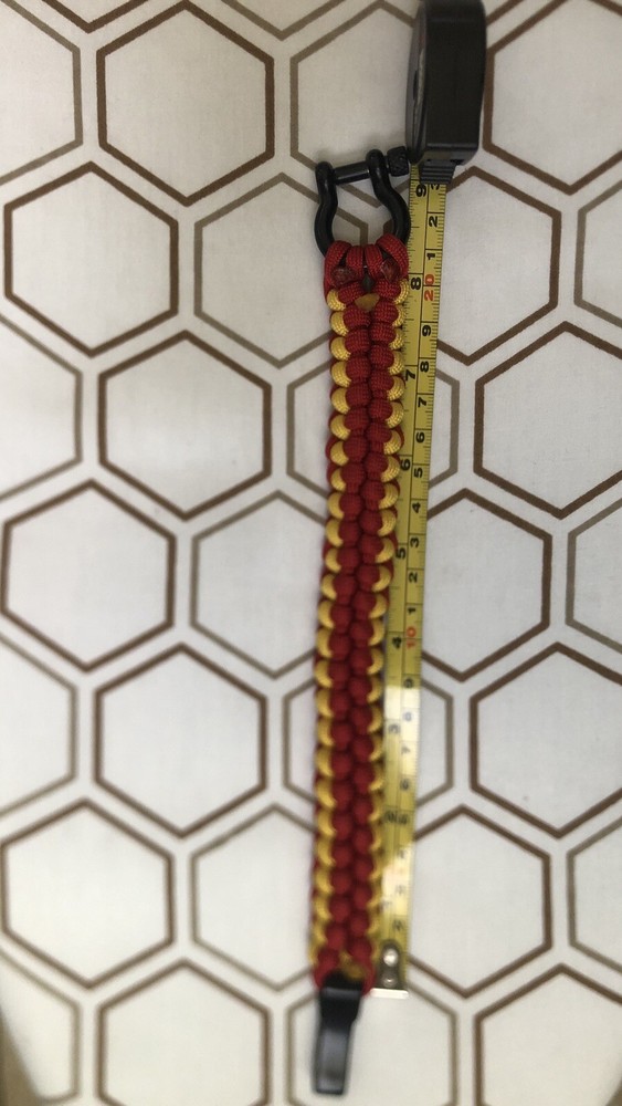 custom paracord bracelet – red / yellow