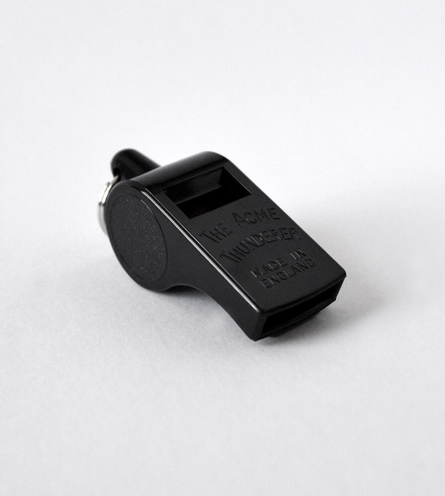 Acme Thunderer No. 560 Official Referee Whistle, Color Black
