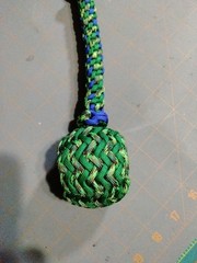 Decorative Spherical Knot Charm 550 Paracord Survival Tool