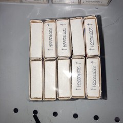 Greenlight Diamond Strike On Box Small Wooden Penny Kitchen Matches 320 Count