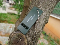 2 Emergency Survival Whistles Rescue Tool Signal Sound Outdoor Camping Hiking