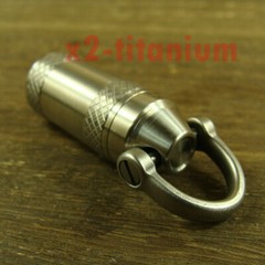 Titanium EDC Key chain Waterproof Capsule pill Bottle + D shackle XH647