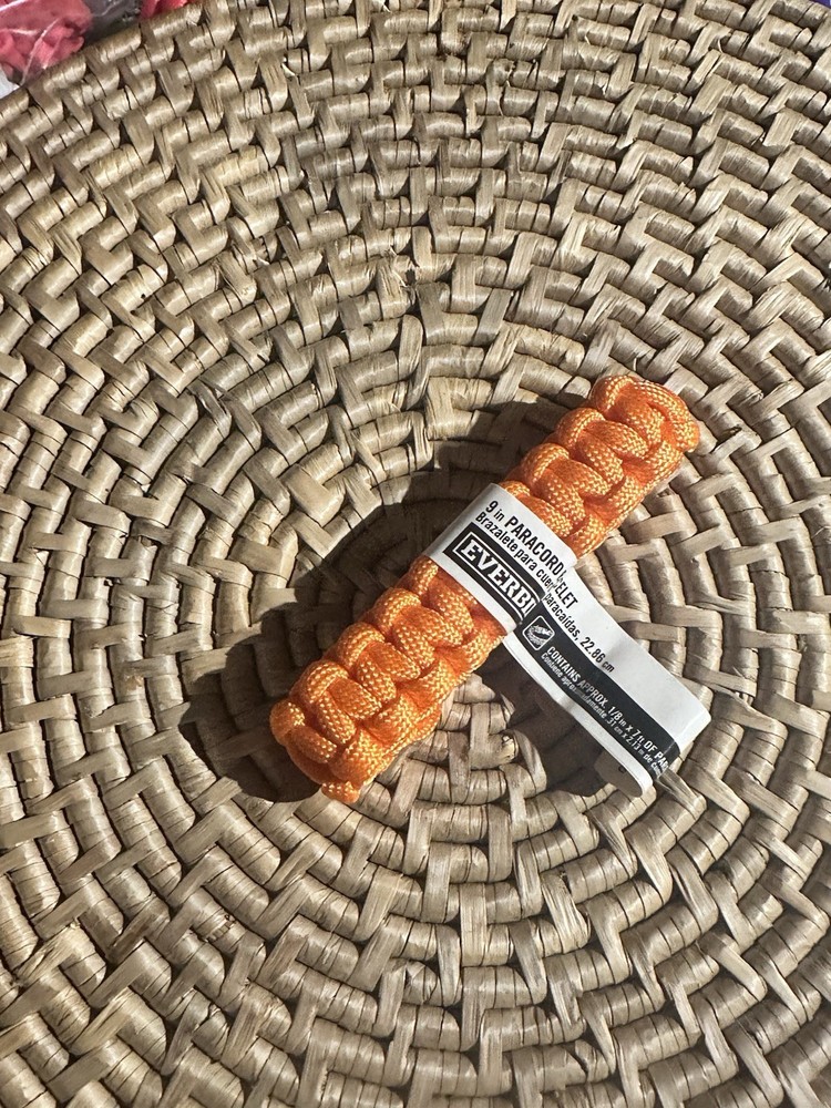 Everbuilt Paracord Bracelet, 9 in, Orange