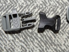 2 tone buckle with safety whistle 12 buckles
