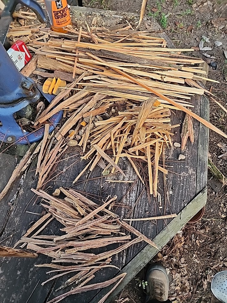 Fatwood 1 lbs Firestarting Sticks Hand Cut in Usa Fireplace Camping Emergencies