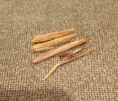EDC Pocket Firestarter Ferro Rod Survival Kit Chainsaw Multitool Striker Fatwood