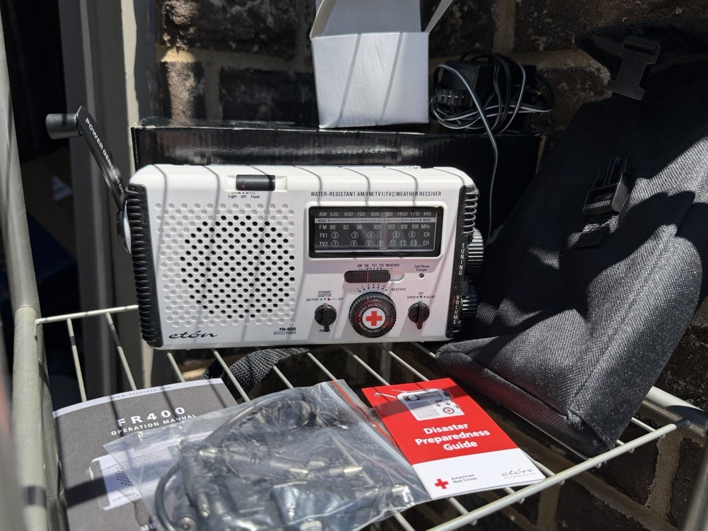 Eton FR-300 Crank Wind-Up Emergency AM/FM Radio American Red Cross Weather
