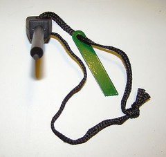 Dual Rod Flint Magnesium Fire Starter Kit & Full Tang Outdoor Survival Knife NEW