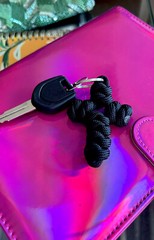 New Handcrafted Paracord Cross Black Key Ring Fishing Camping Survival Tool Gift