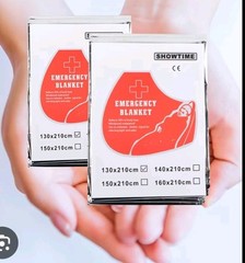 12 Pack Showtime Emergency Blanket (8)package 160x210Cm .(4)Pack 130×210 Cm -B6