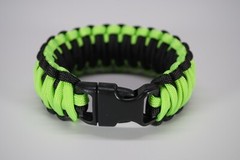 550 Paracord Survival Bracelet King Cobra Black/Lime «Made in the USA»