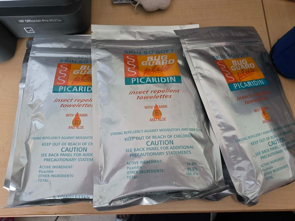 Avon Skin so Soft Bug Guard Plus Picaridin Insect Repellent 8 Towelettes NEW