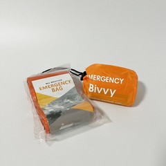 2Pcs First Aid Blanket Camping Emergency Space Blankets Rescue Emergency Bag
