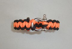 Custom 550 Paracord Fashion Bracelet – Color: Orange – Black Reversible