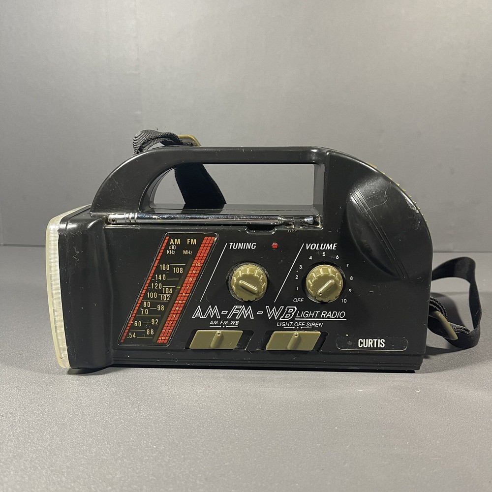 Vintage Emergency Flashlight, Radio, Siren AM/FM-WB (7) Channels CURTIS RS 210W