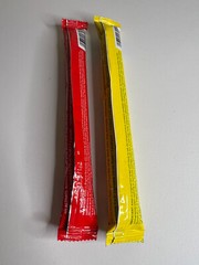 Coughlans 12 hour Glowsticks 2 pack YELLOW & RED Great For Halloween/Party
