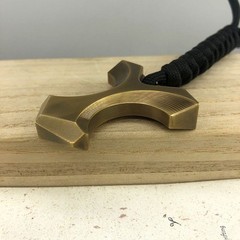 Brass Outdoor EDC Tool Multifunctional Pendant Keychain Emergency Window Breaker