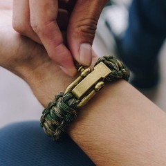 Hero Company Camo Paracord Tactical Survival Bracelet Men Bronze USA Flag
