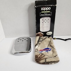 Zippo Deluxe Hand Warmer Buffalo Bills NFL Realtree Camo Refillable –