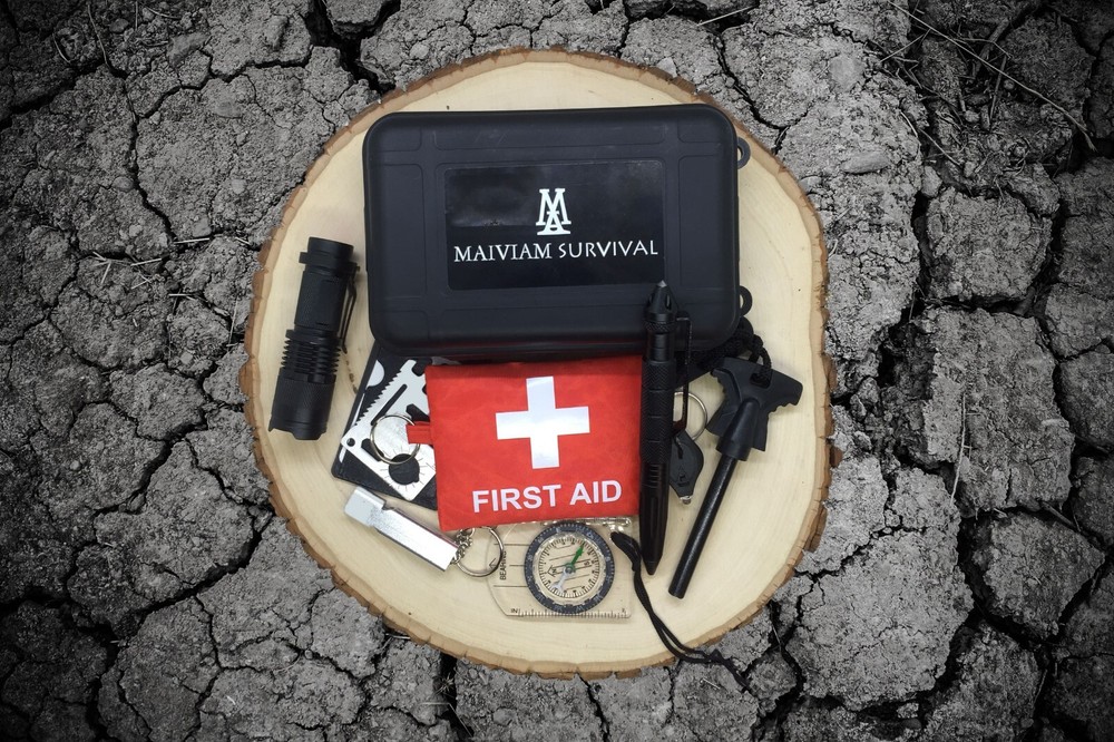 Survival Kit with case and first aid kit