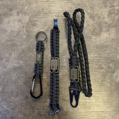 Heavy Duty Para cord Bracelet, Lanyard And Keychain – Black – US Flag