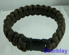 Rocky Deluxe Survival Paracord Bracelet w/ Buckle Olive Green 9.5″