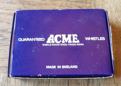VTG 12 Acme Thunder White Plastic Whistles #660 NOS Coach Referee England 1 Doz