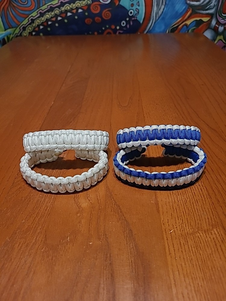 8″ Paracord Bracelet With Copper Wire Core – 4 Pack – Blue & White