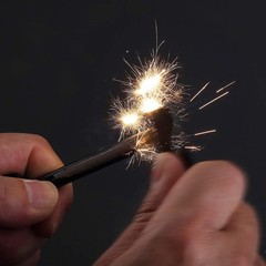 Compact Fire Starter, with Scraper Striker, DOSMAMZ 3PCS Replaceable Threaded