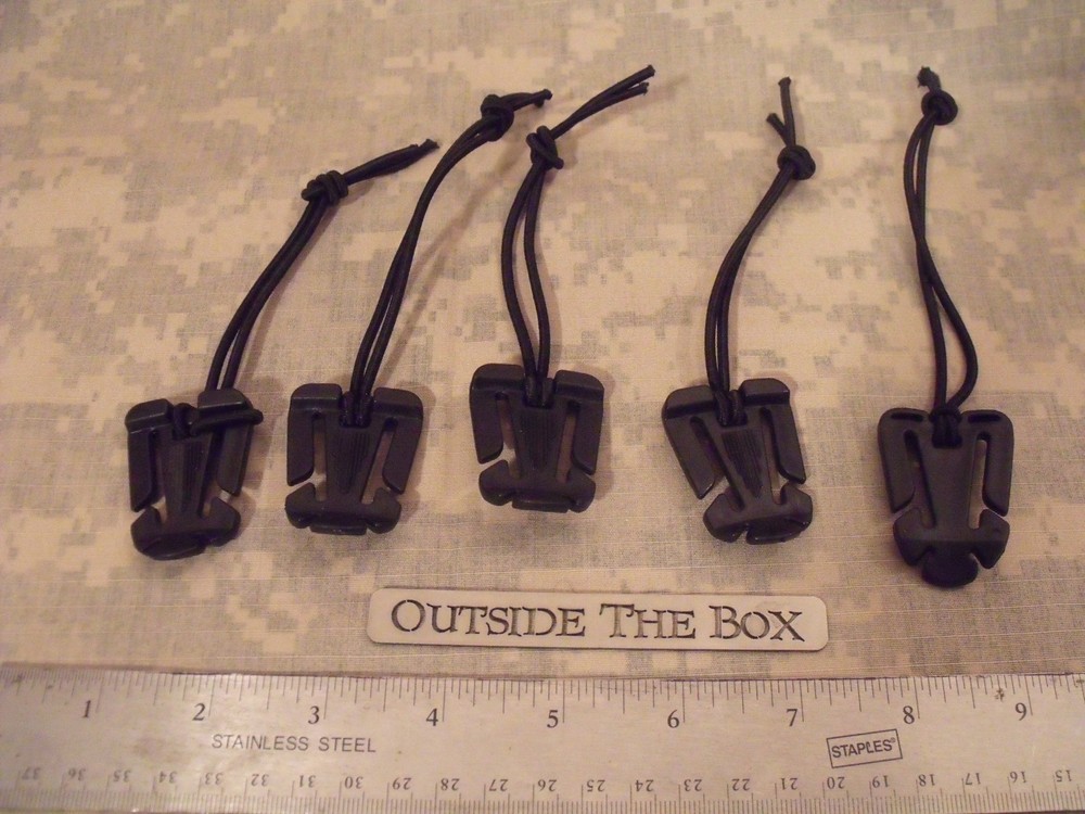Emergency/Survival: LOT of (5) MOLLE / PALS – Elastic Clip, Black