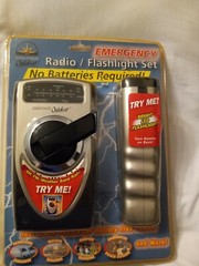 Vintage Innovage Outdoor Emergency Radio / Flashlight Set, New in Package !
