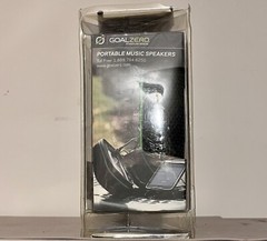 GOAL ZERO NOMAD 7 SOLAR PANEL & ROCKOUT SPEAKER