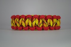 550 Paracord Survival Bracelet Cobra Red/Explode «Made in the USA»